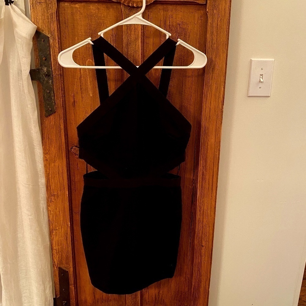 Mouth dropping bobi Black dress. Size Small